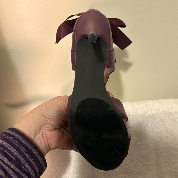 Metaphor Size 8M Plum color High Heel Shoe. - Picture 7 of 12
